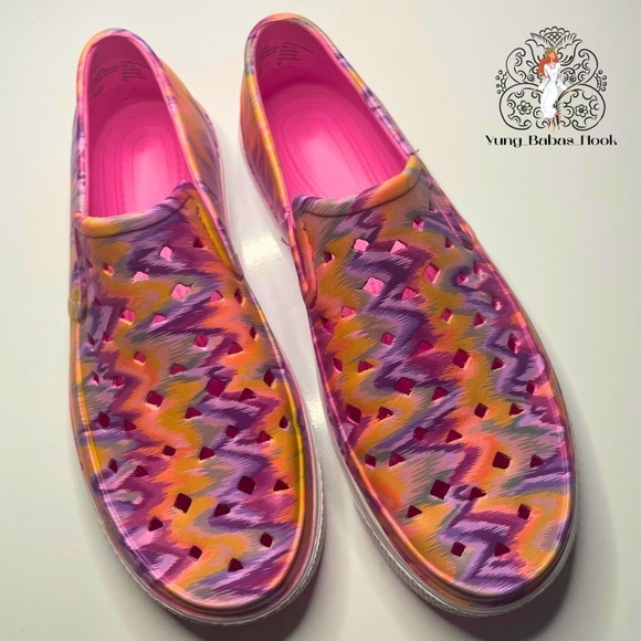 Other - Girls 4/5 Pink Multicolored Waterproof Slip On Water Shoes NWOT